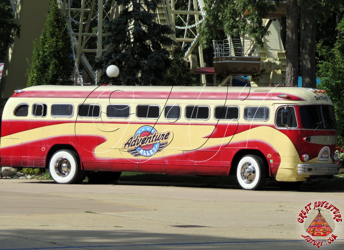 Six Flags Bus At Six Flags Great Adventure